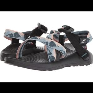 RARE Chaco Yosemite Sunset National Park Classic Sandals